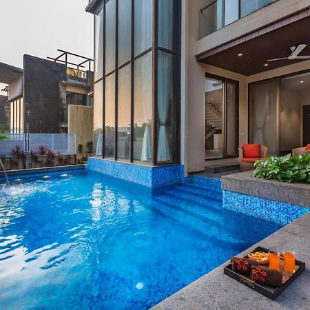 Saffronstays Aspen, Lonavala - Luxury Pool Villa With Games And Tv Room Near Bhushi Dam Exterior foto