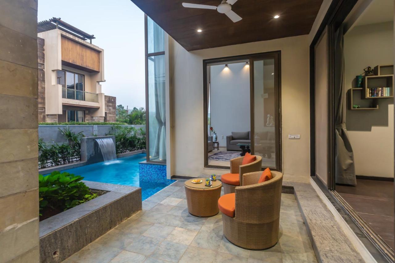 Saffronstays Aspen, Lonavala - Luxury Pool Villa With Games And Tv Room Near Bhushi Dam Exterior foto